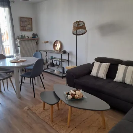 - T3 Pres Du Centre, Et Parc Mauresque, Balcon Et Equipements Complets - Fr-1-319-458