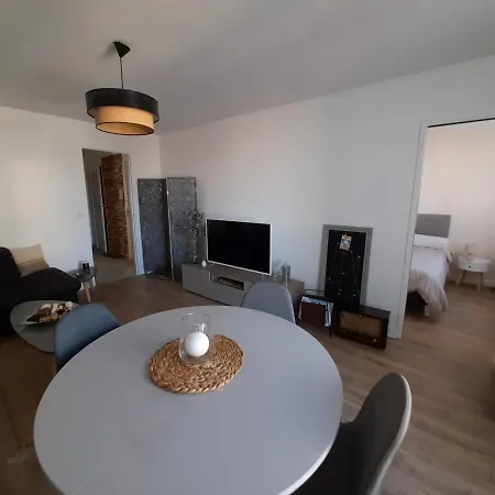 - T3 Pres Du Centre, Et Parc Mauresque, Balcon Et Equipements Complets - Fr-1-319-458 Lägenhet