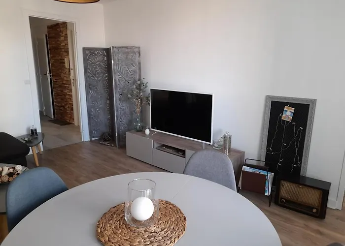 Apartamento - T3 Pres Du Centre, Et Parc Mauresque, Balcon Et Equipements Complets - Fr-1-319-458 *